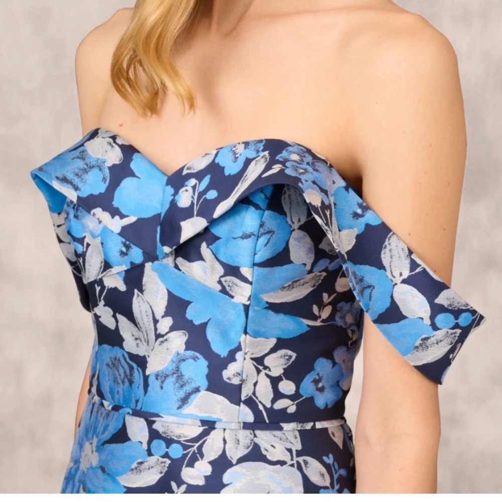 Aidan Mattox Navy and Blue Floral Off-Shoulder size 6 formal dress - Picture 7 of 9